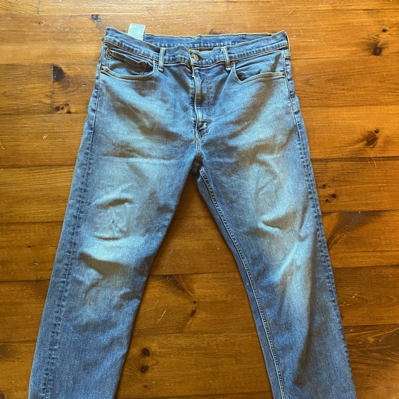 Men’s Levi Jeans - Picture 1 of 5
